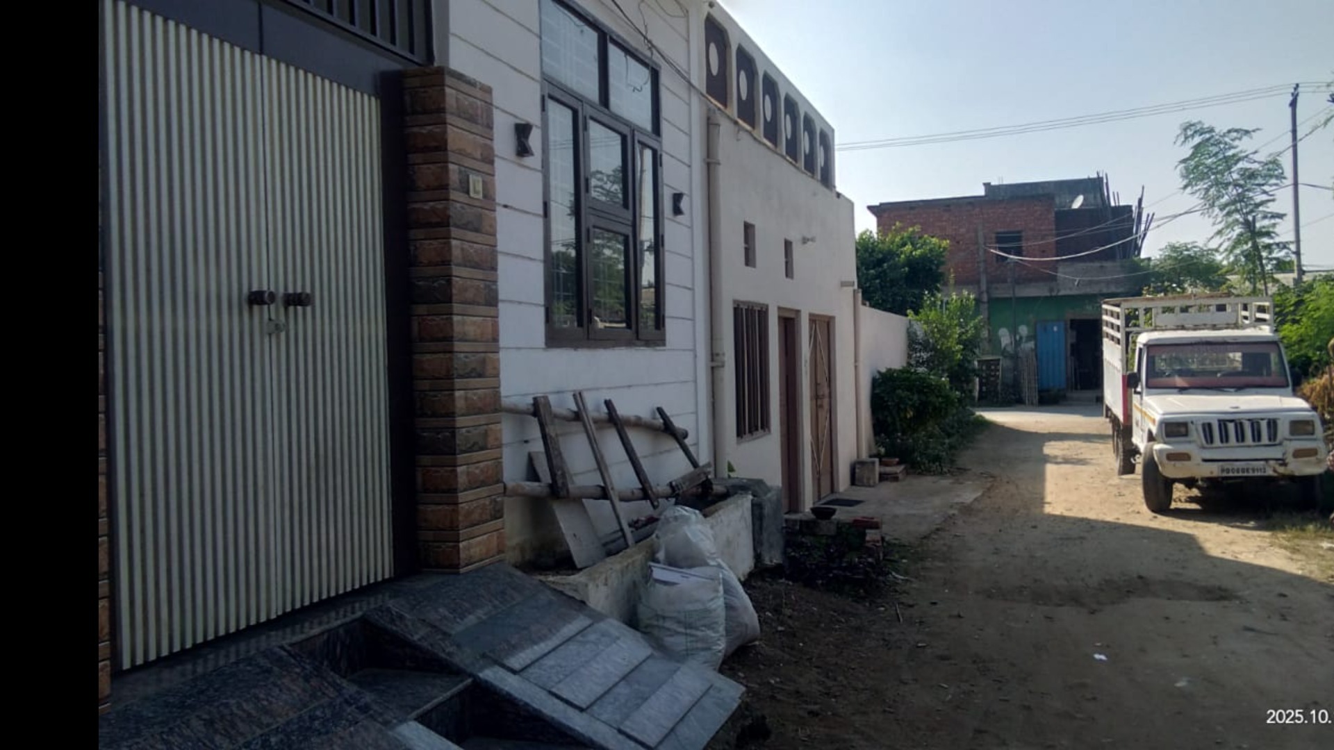 Prime 75 Sq. Yards Commercial House | Ideal for Investment or Business Setup