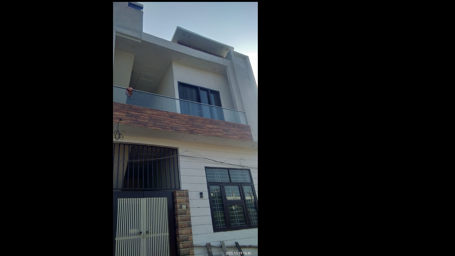 Prime 75 Sq. Yards Commercial House | Ideal for Investment or Business Setup